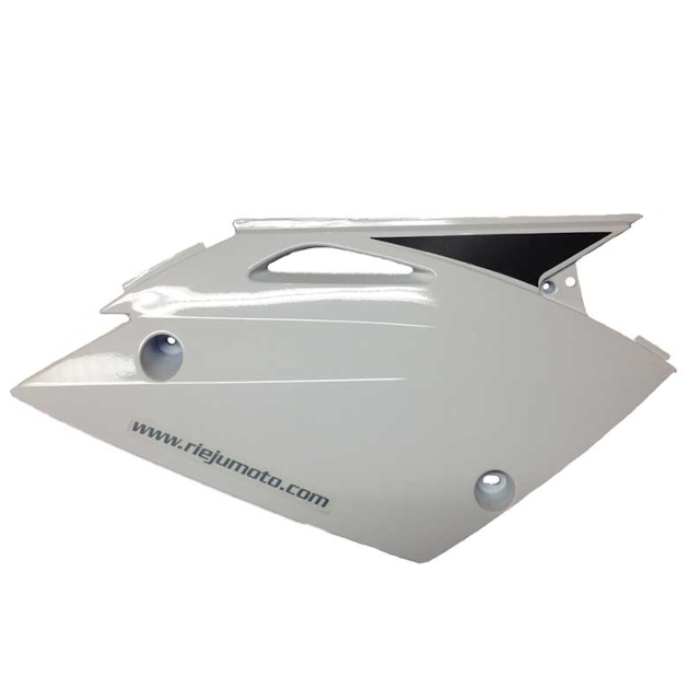 Tapa lateral trasera derecha Rieju MRX 50 blanco