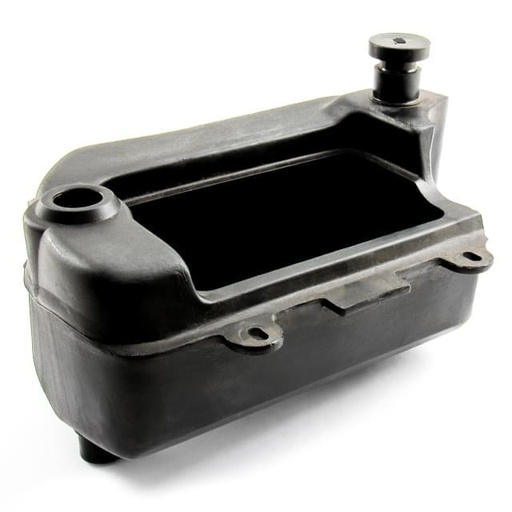 [0/000.030.7000] Depósito aceite Rieju RS2 Matrix/Naked